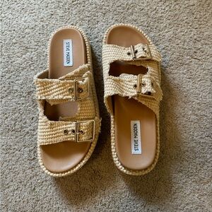 Steve Madden Karrigan Sandal